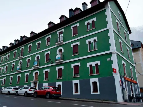 Apartamentos Canfranc 3000 Hotels in Canfranc-Estancion