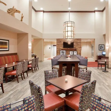 Hampton Inn & Suites Omaha Southwest-La Vista