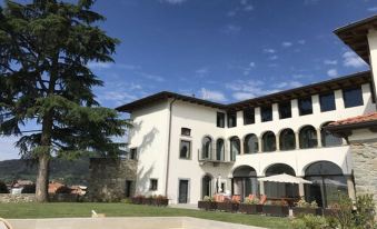 Podere Castel Merlo Resort