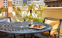 Orchard Garden Hotel - servizio colazione
