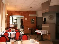 Hotel de Bordeaux - breakfast