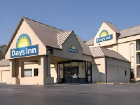 Days Inn by Wyndham Knoxville East Hôtels à proximité de : Ijams Nature Center