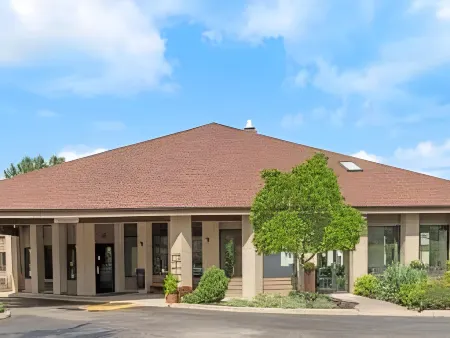 Baymont by Wyndham Logan