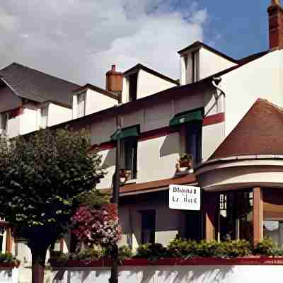 Logis Hôtel du Cerf Hotel Exterior