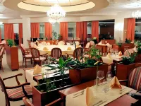 SkyHotelGwarna Hotels in Legnica