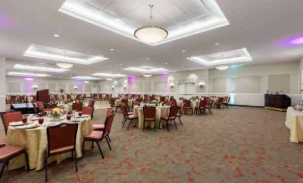 La Quinta Inn & Suites by Wyndham San Antonio Medical Ctr NW