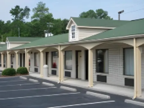 Super 8 by Wyndham Sumter サムターのホテル