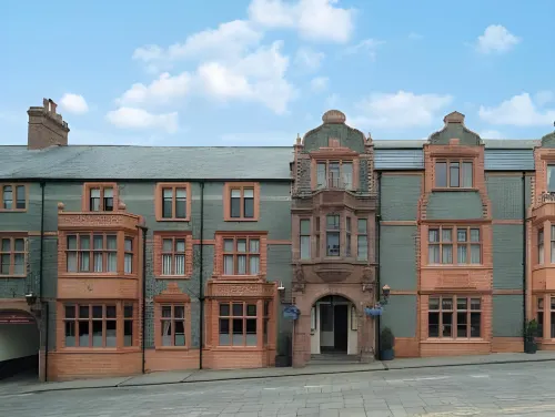 The Castle Hotel, Conwy, North Wales Hotels in Penmaenmawr