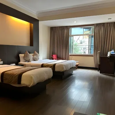 Hotel Rendezvous パルゾー・スタジアム周辺のホテル