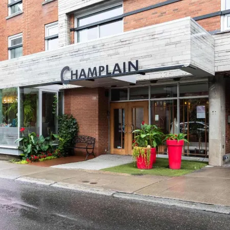 Hotel Champlain Отели рядом с достопримечательностью «Центр Morrin»