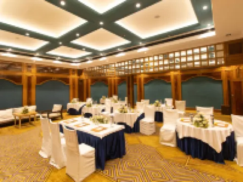 Polo Floatel Kolkata Hotels in Howrah