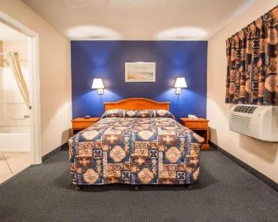 Tampa Bay Extended Stay Airport Hotels in Town 'n' Country