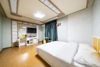 Seocheon Paradise Hotels in Seocheon-gun