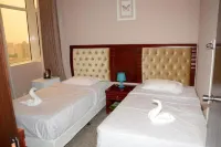 Continental Inn Hotel Al Farwaniya - parking