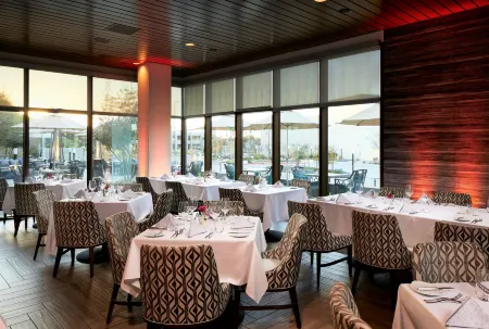 Legacy Resort Hotel & Spa Отели рядом с достопримечательностью «Университет Сан-Диего»