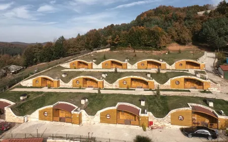 Candarlı Çiftliği Отели в г. Basiskele