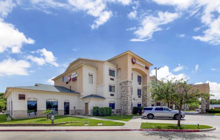 Best Western Plus Burleson Inn  Suites