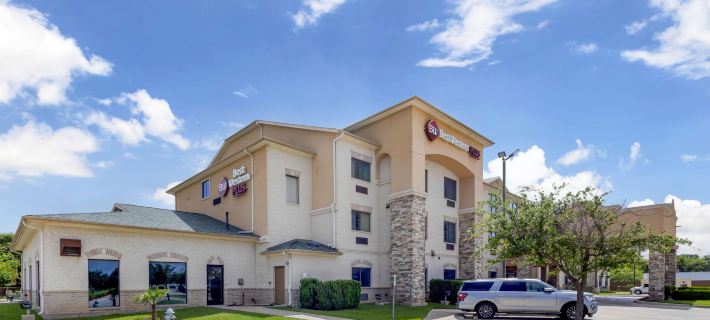 Best Western Plus Burleson Inn  Suites Hotels in Johnson County