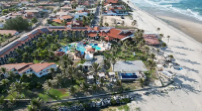Jangadeiro Praia Hotel Resort - Parque Aquático e Pé na Areia
