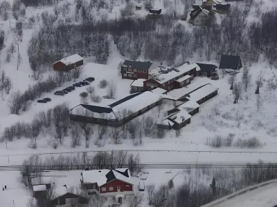 Lakselv Hotel Hotels near Patosuanto