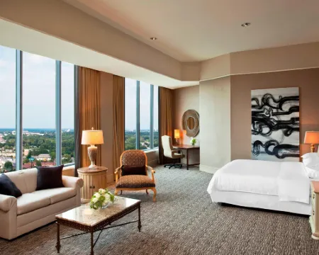 Sheraton Greensboro at Four Seasons Hotels in Guilford County