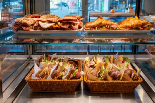 Nena Apartments Berlin Adlershof Отели рядом с достопримечательностью «Парк ам Штихканаль»