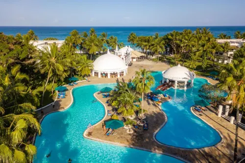 Southern Palms Beach Resort - 4-Star
