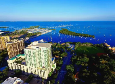 ICoconutGrove - Luxurious Vacation Rentals in Coconut Grove Các khách sạn gần The Barnacle Historic State Park