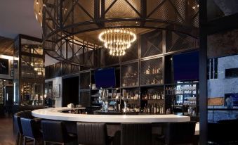 The Porter Portland, Curio Collection by Hilton