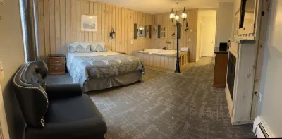 Vacationland Inn & Suites Hotels in Dedham