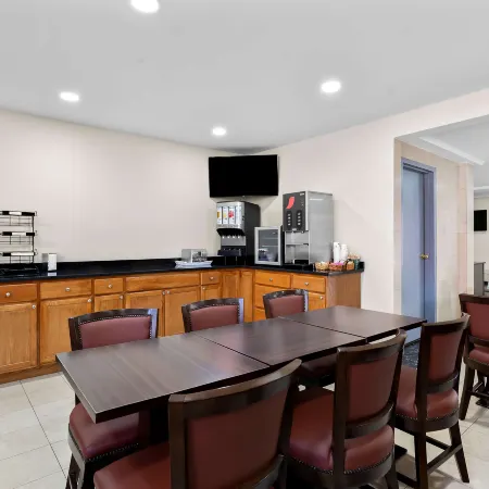 SureStay Plus by Best Western Windsor