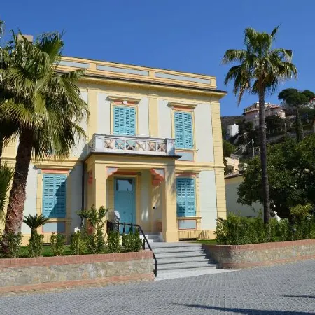 Alaxia Exclusive Apartments