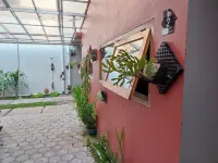 Full House 2 Bedroom Delavega Guest House 2