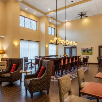 Hampton Inn & Suites Hopkinsville