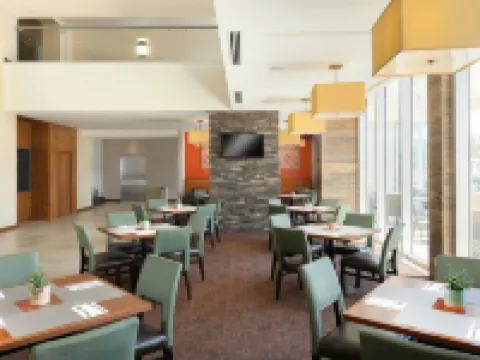 コートヤード バイ マリオット ラ パス バハ カリフォルニア スル ラパスのホテル