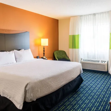 Fairfield Inn & Suites Canton