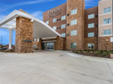 Fairfield Inn & Suites Dallas DFW Airport North/Coppell Grapevine Hotels in Grapevine