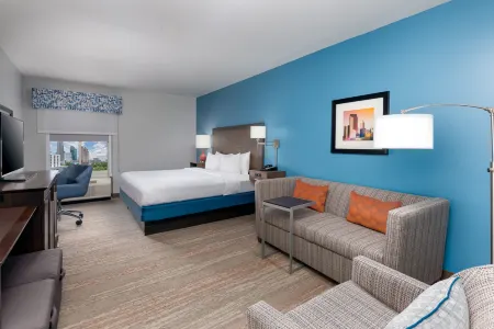 Hampton Inn Charlotte-Uptown