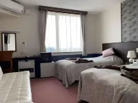 Petit Hotel Blanc Fleur Hotels in Nakafurano