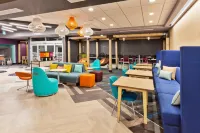 트루 바이 힐튼 오번