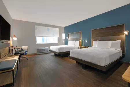 Tru by Hilton Milwaukee Downtown