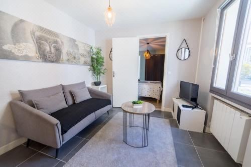 Séjour à Melun La Maisonnette Melunaise - Hizvo