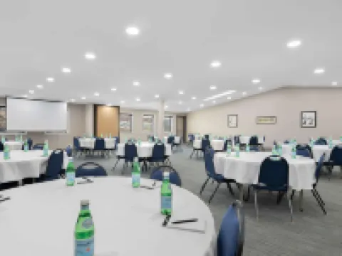 Country Inn & Suites by Radisson, Coon Rapids, MN Hotels in Coon Rapids