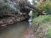 Quiet Studio located on 110 acre ranch with walking trails