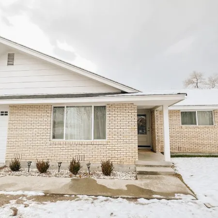 Modern 4 Bedroom Home
