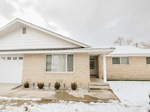 Modern 4 Bedroom Home