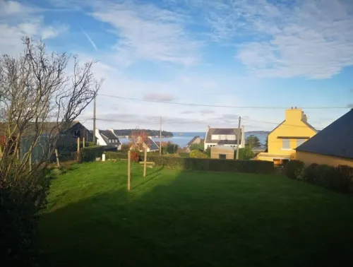 Maison vue sur mer Avec Jardin Hotels in Carantec