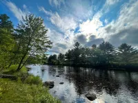 ADK Riverfront Home - Ski Whiteface, Near Lake Placid 제이 호텔