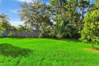 Peaceful Cozy Modern 3 Bed Home Hotel in zona Savannas Preserve State Park