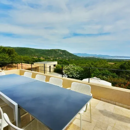 Sea View Villa 180 - Heated pool - Beaches 2 min - 5 bedrooms - Wifi Clim